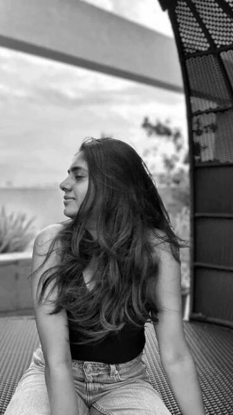 Nimisha Sajayan’s serene and striking looks