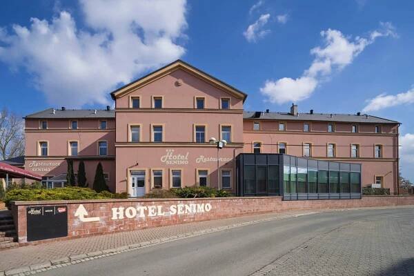 Hotel SENIMO