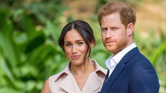 Harry a Meghan chtěli v LA nenápadně rozvážet jídlo. Nepovedlo se - Novinky