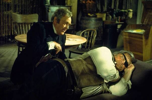 John McIntire, John Wayne - Rooster Cogburn - Z filmu