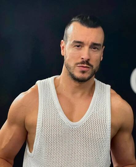 Cem Adrian