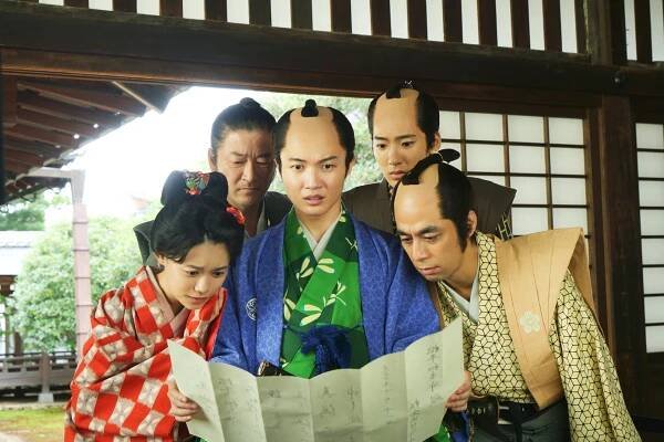 Hana Sugisaki, Tadanobu Asano, Rjúnosuke Kamiki, Ikuho Akija, Šinsuke Kató - Daimjó tósan - Z filmu