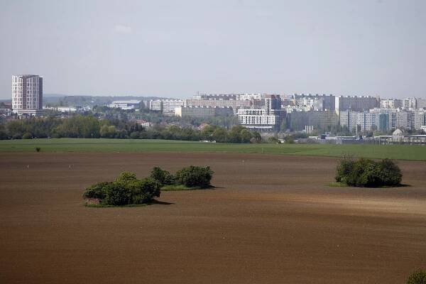 OBRAZEM: Prohlédněte si Prahu z vodárenské věže architekta Hubáčka