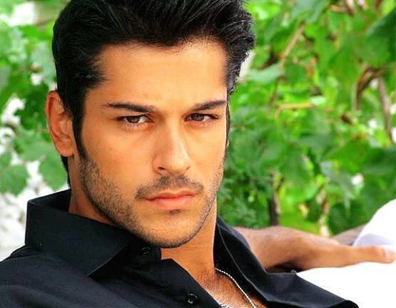 Burak Özçivit