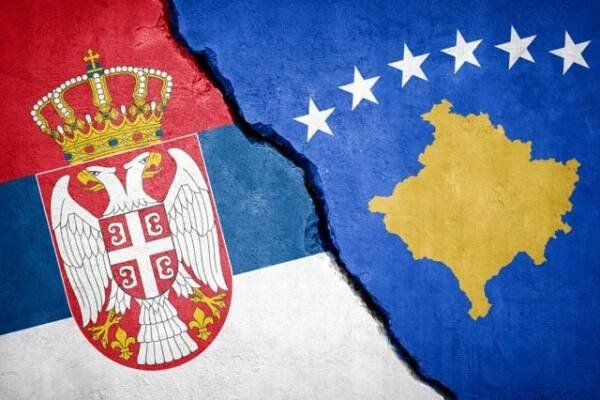 Macron apeloval na odpovědnost Srbska a Kosova, Prištině pohrozil vízy - Fotografie 'Ilustrační fotografie. zdroj:istock.com'
