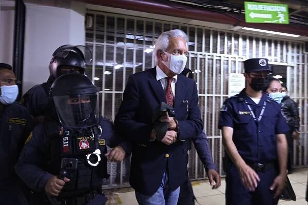 Guatemalan journalist José Rubén Zamora charged with financial crimes, remains in detention