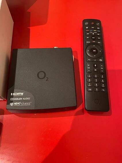 O2 TV set Top box - TV - Televize