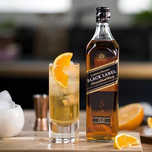 Skotská whisky se pálí už přes 900 let! – Muži v Česku
