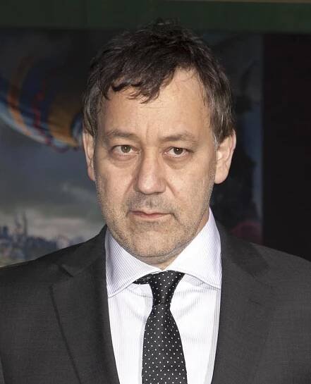 Sam Raimi at arrivals for OZ THE GREAT AND POWERFUL Premiere, El Capitan Theatre, Los Angeles, CA February 13, 2013. Photo By: Emiley Schweich/Everett Collection