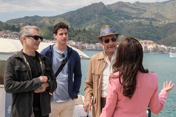 Bílý lotos - Série 2 - Ciao - Z filmu - Michael Imperioli, Adam DiMarco, F. Murray Abraham