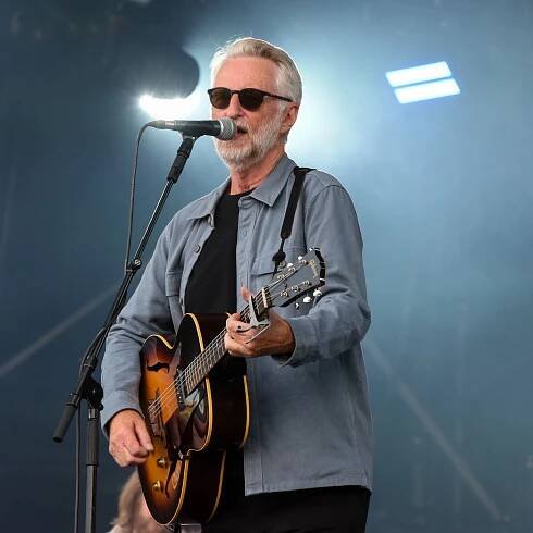 Billy Bragg Shares New Protest Song “Hundred Year Hunger” for Palestine: Listen