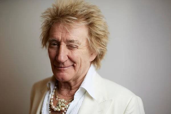 Government told to ‘hang head in shame’ after Sir Rod Stewart pays for child’s autism diagnosis