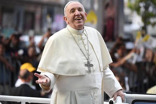 What to do if someone WhatsApps you about the 'dance of the pope'