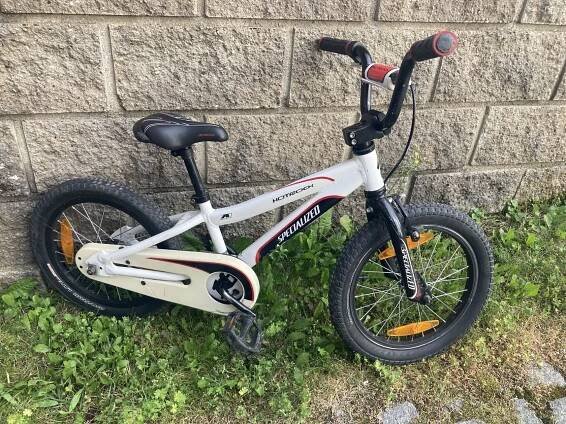 Detsky specialized 16 za 1 200 Kč