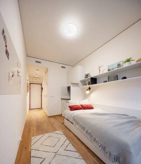 Pronájem bytu 1+kk 15 m², Na zátorách, Praha - Holešovice