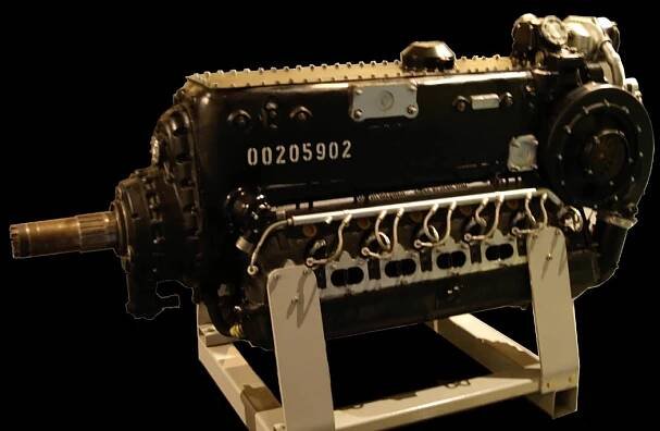 Daimler-Benz DB 605