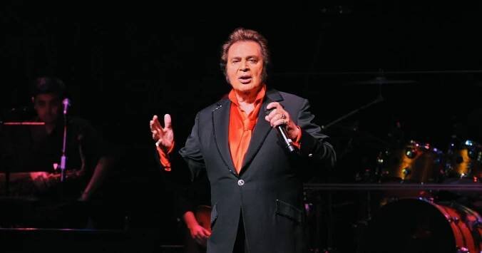 Engelbert Humperdinck oslavil v květnu 85. narozeniny a chystá se do Čech