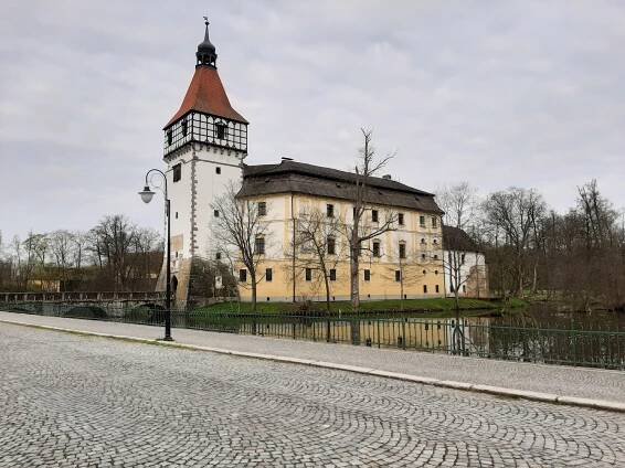 foto 2 zámek.jpg