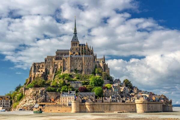 Mont St. Michel - Paris Day Trip