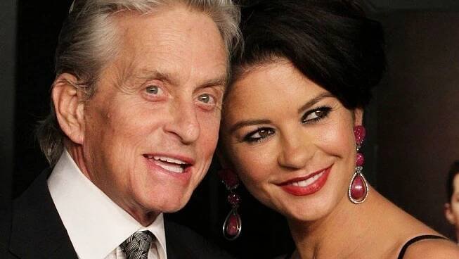 Manželská krize zažehnána: Michael Douglas a Catherine Zeta-Jones opět bydlí spolu