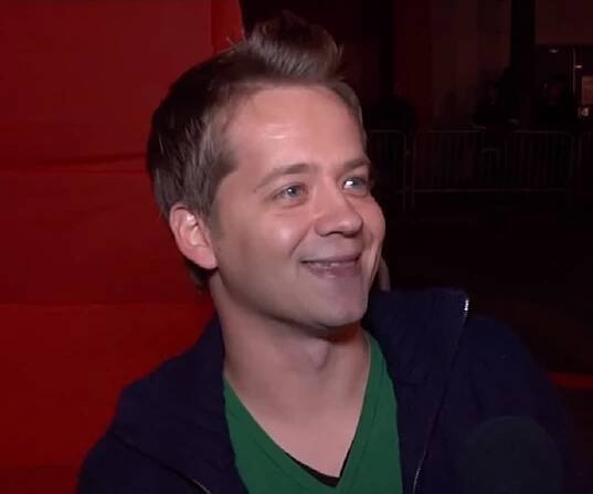 Jason Earles - Bio, Facts, Family Life of Actor