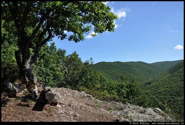Hrad Breznica – Breznický hrad / hrady-zriceniny.cz