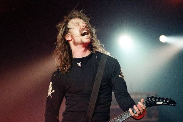 The 12 Best Covers of Metallica's 'Enter Sandman'