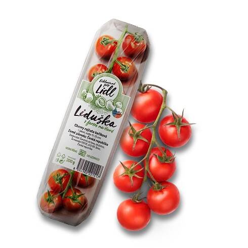 Balení třešňových rajčat Liduška z farem na Hané.