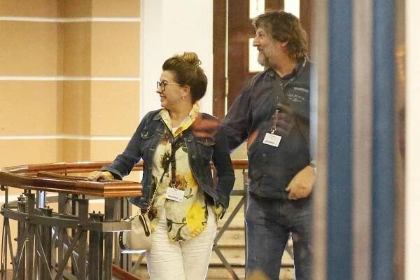 Ve víru nočních Varů. Dana Morávková se s manželem opět rozjařila. I po 27 letech jim to skvěle klape