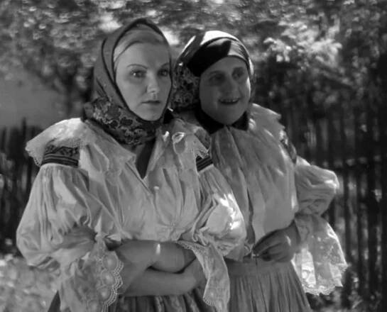 Maryša - Z filmu - Jiřina Štěpničková, Marta Májová