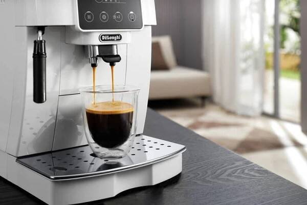Espresso DeLonghi Magnifica Start ECAM 220.20 W bílé