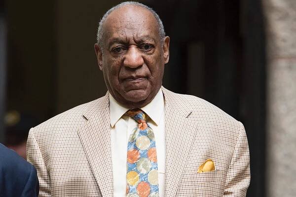 (FILES) This file photo taken on May 22, 2017 shows Bill Cosby leaving the Allegheny County Courthouse May 22, 2017, in Pittsburgh, Pennsylvania. Jury selection got underway Monday for Bill Cosby's sexual assault trial, with the disgraced US comedian accused of drugging and assaulting a woman at his home 13 years ago. / AFP PHOTO / Don EMMERTDON EMMERT/AFP/Getty Images