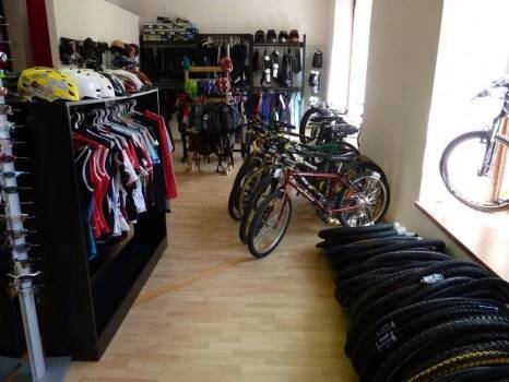 Red Eight Bike Shop