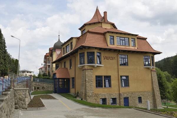 VILA VALAŠKA | Luxusní ubytování Lázně Luhačovice