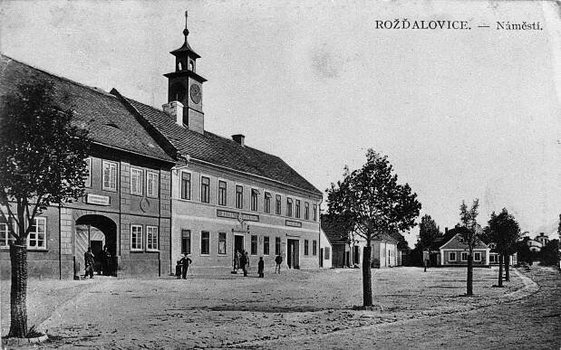 RožĎalovice - Města a městečka