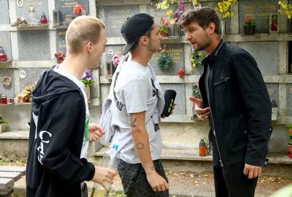 Rvačka Marka Němce v seriálu Sestřičky Modrý kód.