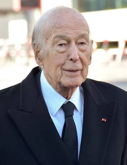 Soubor:Valéry Giscard d'Estaing 2015.jpg