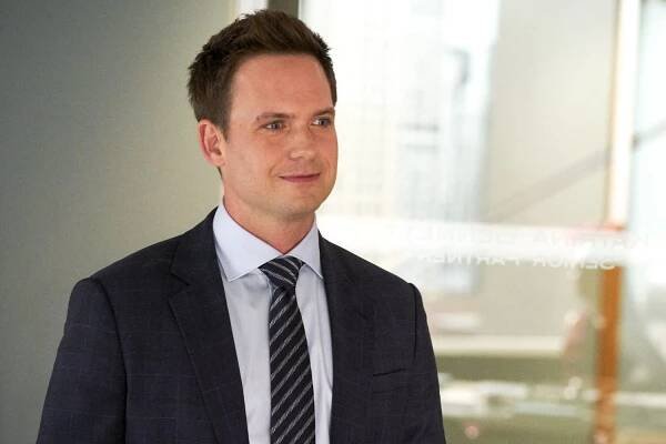SUITS -- Episode 905 -- Pictured: Patrick J. Adams -- (Photo by: Ian Watson/USA Network)