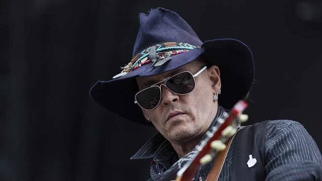 Johnny Depp vystoupí s Hollywood Vampires v brněnské hale.