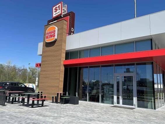 Burger King v Lipnické ulici v Přerově je těsně před dokončením.