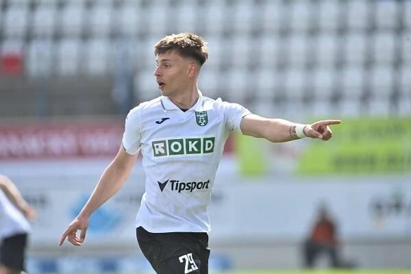 Tři hostování, jedna sezona ve Slavii a odchod. Tomič přestoupil do Trnavy