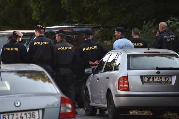 V Karviné ráno našli muže s nožem v těle