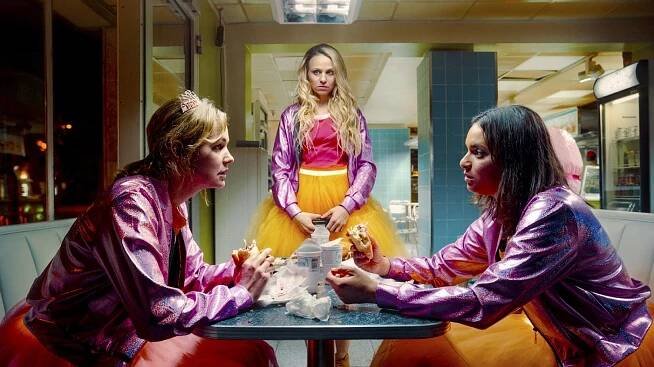 Luise Heyer, Teresa Rizos, Taneshia Abt - JGA: Jasmin. Gina. Anna. - Z filmu