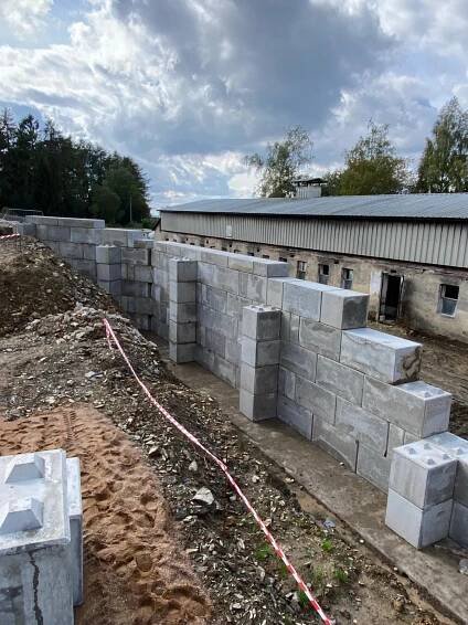 Vysoké n/J - opěrná stěna MegaBeton
