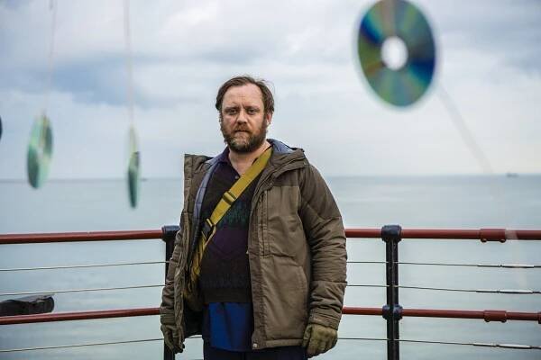 Ragdoll - Episode 5 (E05) (2021) | Tvůrci | ČSFD.cz