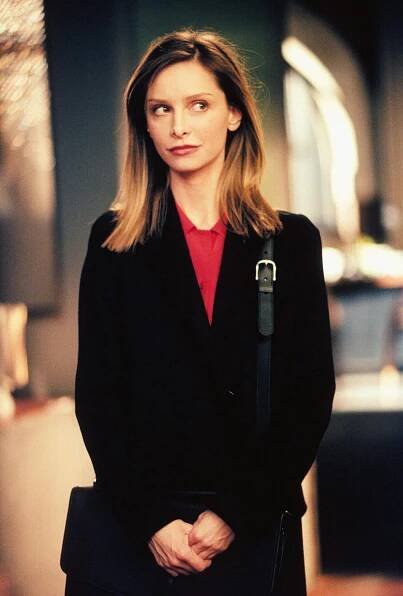 Ally McBealová - Překážková dráha (S04E18) (2001)