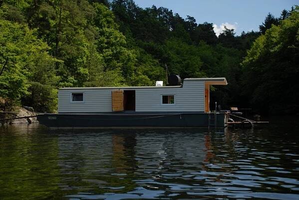Luxusní dovolená na vodě - Hausbot Slapy