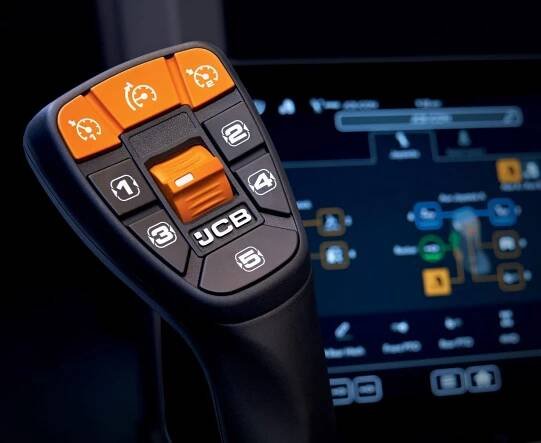 JCB Fastrac iCON - nový joystick