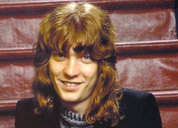 Steve Priest - Britský baskytarista plnil s The Sweet stránky teenagerských časopisů