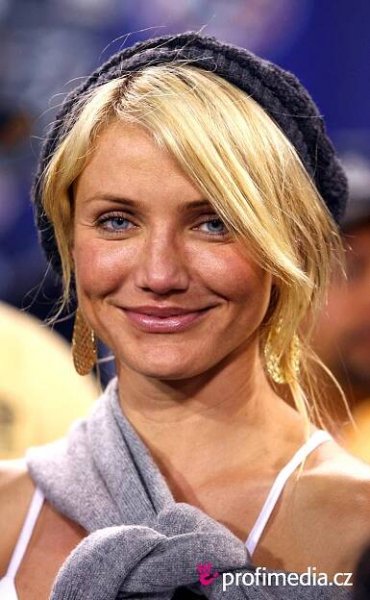 Cameron Diaz - celebrity účes - HappyHair